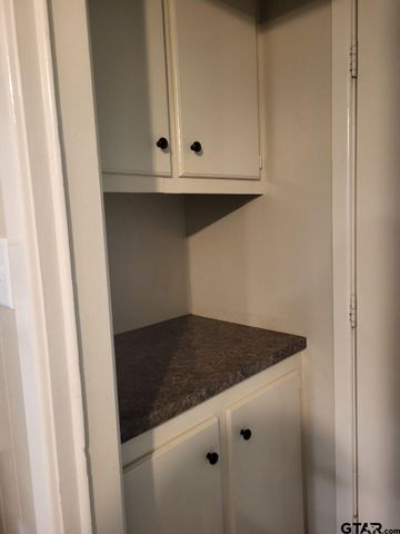 600 Cypress, Pittsburg, TX 75686