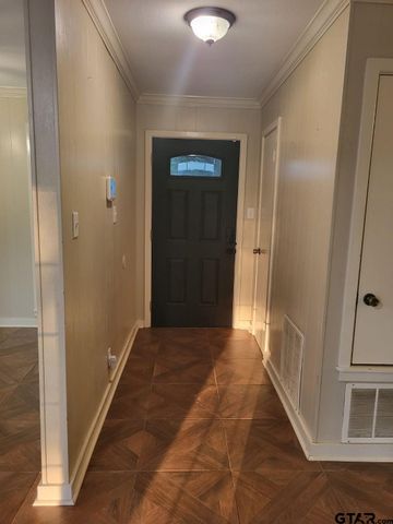 600 Cypress, Pittsburg, TX 75686