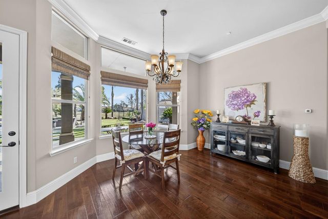 1783 E Clubhouse Drive, Fresno, CA 93730