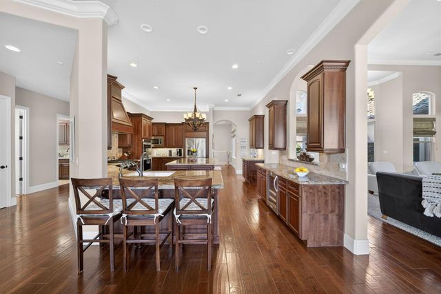 1783 E Clubhouse Drive, Fresno, CA 93730