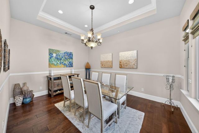 1783 E Clubhouse Drive, Fresno, CA 93730