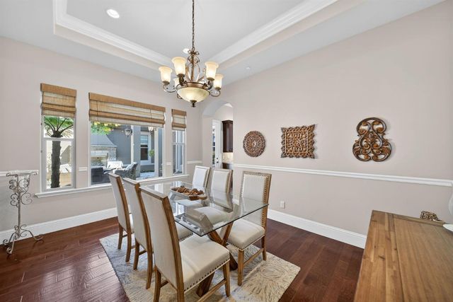 1783 E Clubhouse Drive, Fresno, CA 93730