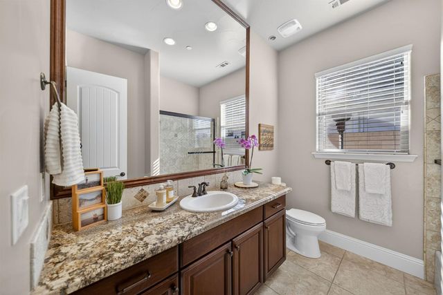 1783 E Clubhouse Drive, Fresno, CA 93730