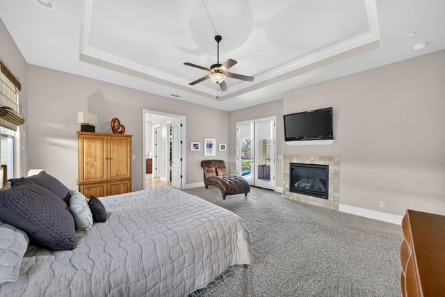 1783 E Clubhouse Drive, Fresno, CA 93730