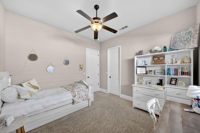 1783 E Clubhouse Drive, Fresno, CA 93730