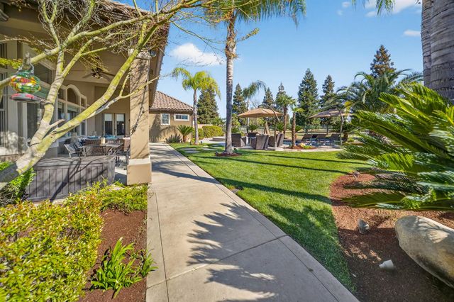 1783 E Clubhouse Drive, Fresno, CA 93730