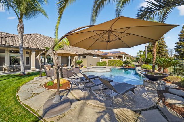 1783 E Clubhouse Drive, Fresno, CA 93730