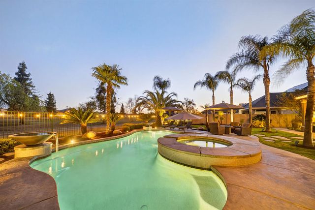 1783 E Clubhouse Drive, Fresno, CA 93730