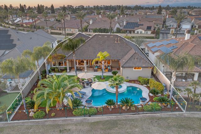 1783 E Clubhouse Drive, Fresno, CA 93730