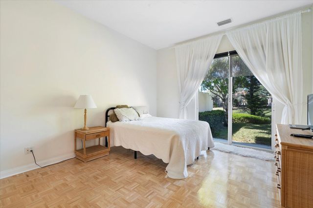 2563 James River Road, West Palm Beach, FL 33411