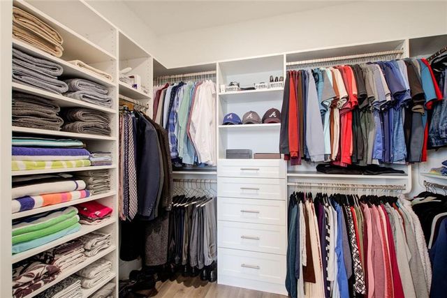 300 McQueen Way, Canton, GA 30115