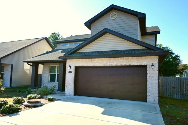 2315 Hadleigh Hills Court, Navarre, FL 32566