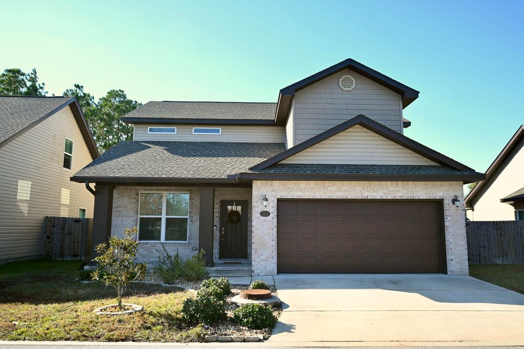 2315 Hadleigh Hills Court, Navarre, FL 32566