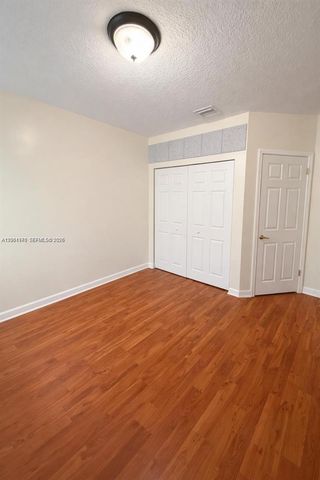 5724 NW 112th Pl 5724, Doral, FL 33178