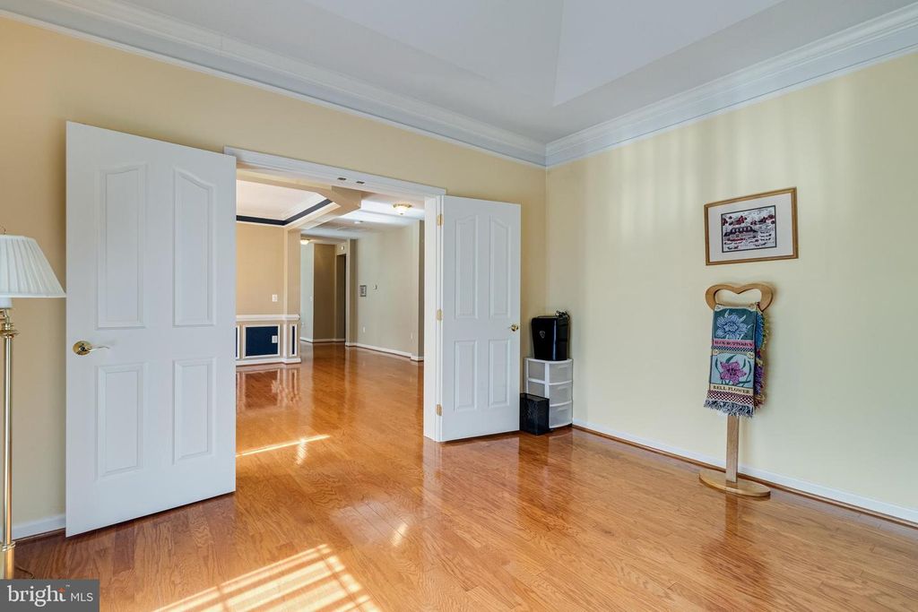 Image 12 of property listing at 131 HAWTHORNE GREENE CIR, La Plata, MD 20646