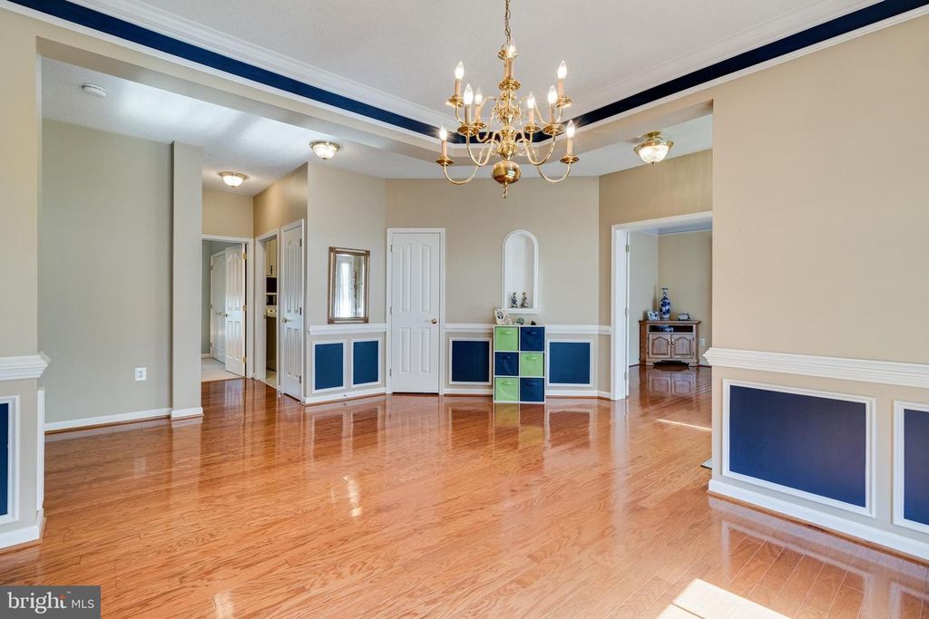 Image 16 of property listing at 131 HAWTHORNE GREENE CIR, La Plata, MD 20646