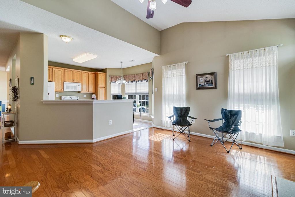 Image 22 of property listing at 131 HAWTHORNE GREENE CIR, La Plata, MD 20646