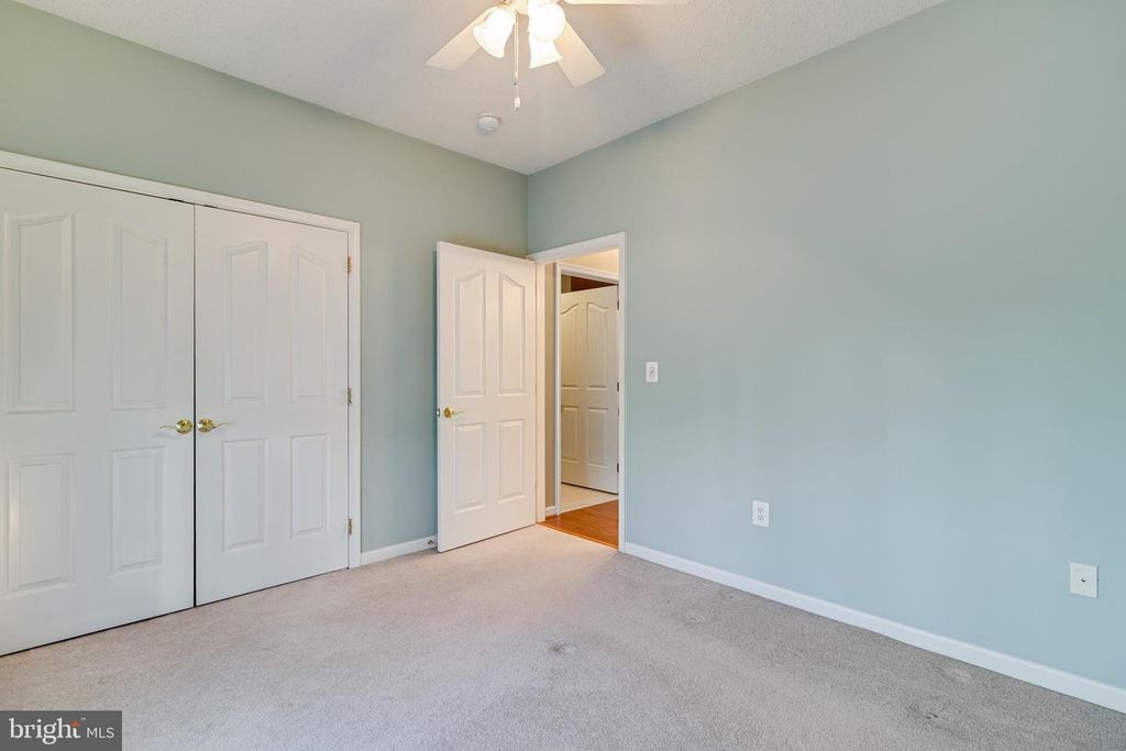 Image 31 of property listing at 131 HAWTHORNE GREENE CIR, La Plata, MD 20646