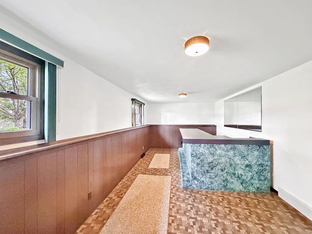 130 BARTON ROAD, Oshkosh, WI 54904