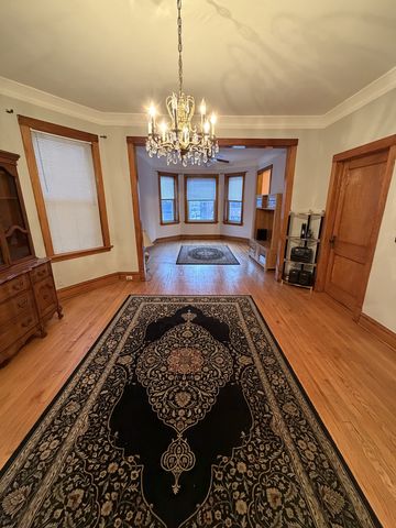 2526 W Gunnison Street 2, Chicago, IL 60625