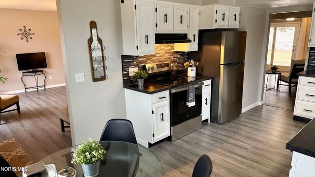 5043 Barton Place, Sylvania, OH 43560