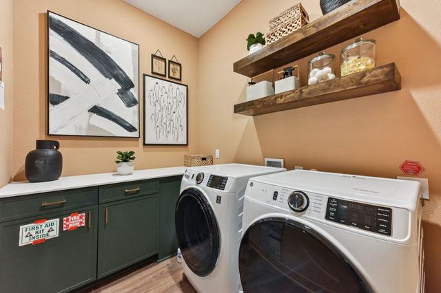 1017 Painted Horse DR, Georgetown, TX 78633