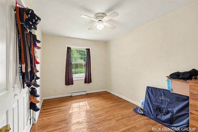 3421 Senora Avenue, Grand Rapids, MI 49508