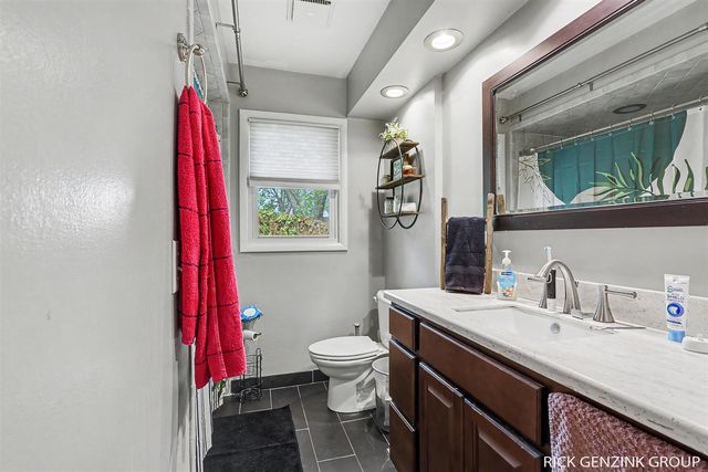 3421 Senora Avenue, Grand Rapids, MI 49508