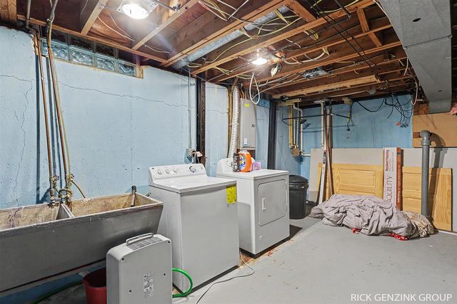 3421 Senora Avenue, Grand Rapids, MI 49508