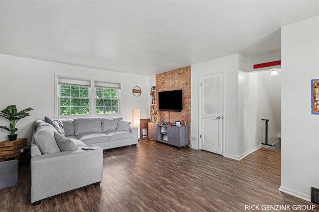 3421 Senora Avenue, Grand Rapids, MI 49508