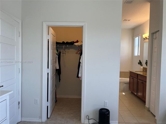 616 NE 193rd Street, Miami, FL 33179