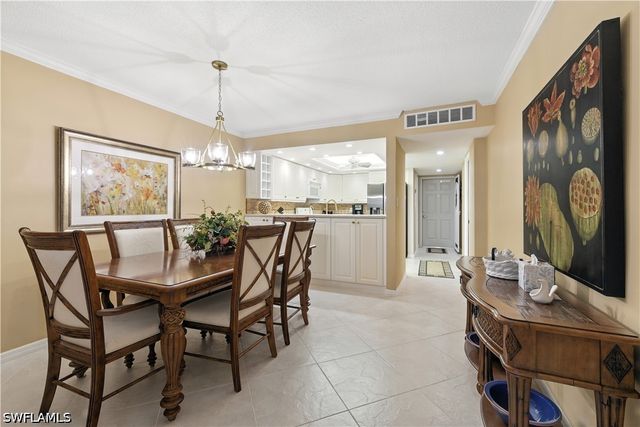 26000 Hickory BLVD 204, Bonita Springs, FL 34134