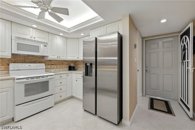 26000 Hickory BLVD 204, Bonita Springs, FL 34134