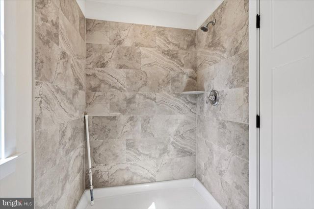 177 WOODMOUNT DR, Colonial Beach, VA 22443