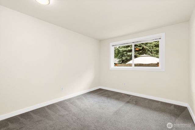 9802 117th Place NE, Kirkland, WA 98033