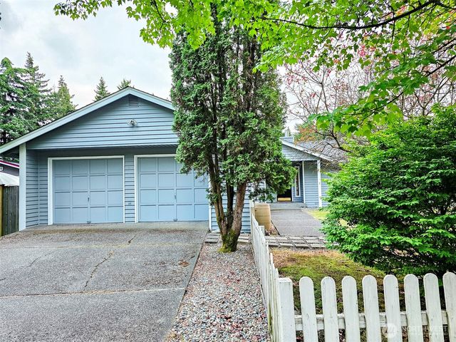 9802 117th Place NE, Kirkland, WA 98033