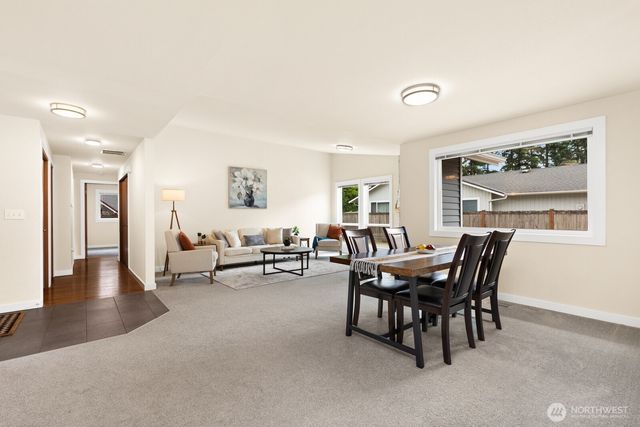 9802 117th Place NE, Kirkland, WA 98033
