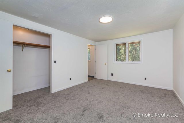 982 CLEAR STREET, North Pole, AK 99705