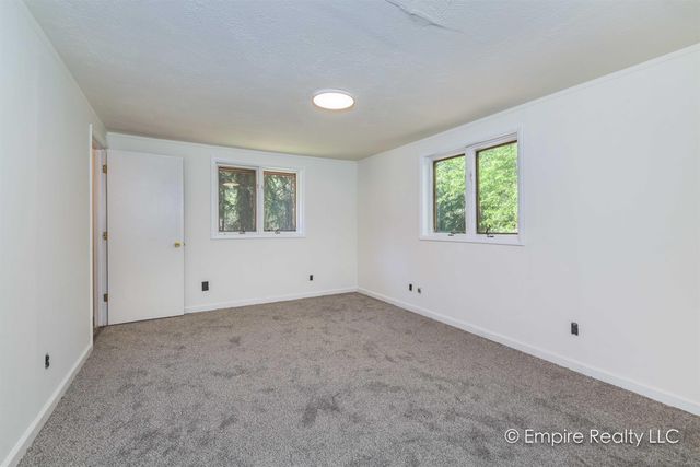 982 CLEAR STREET, North Pole, AK 99705