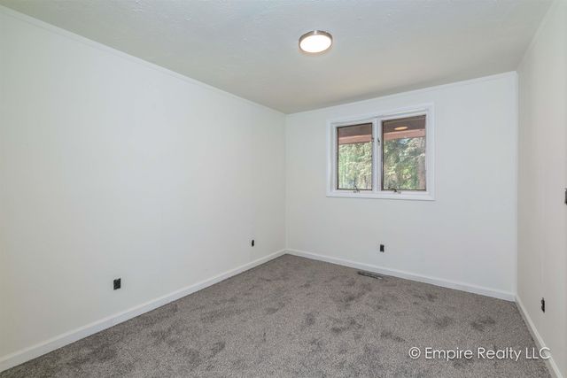 982 CLEAR STREET, North Pole, AK 99705