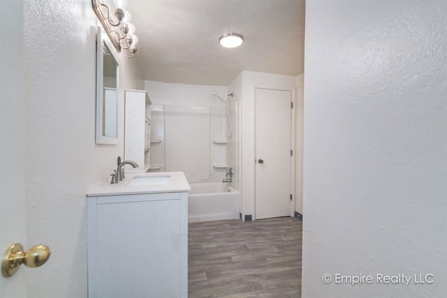 982 CLEAR STREET, North Pole, AK 99705