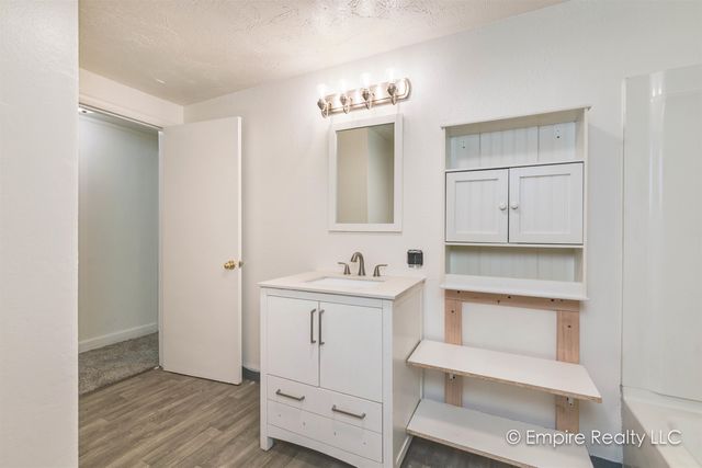 982 CLEAR STREET, North Pole, AK 99705