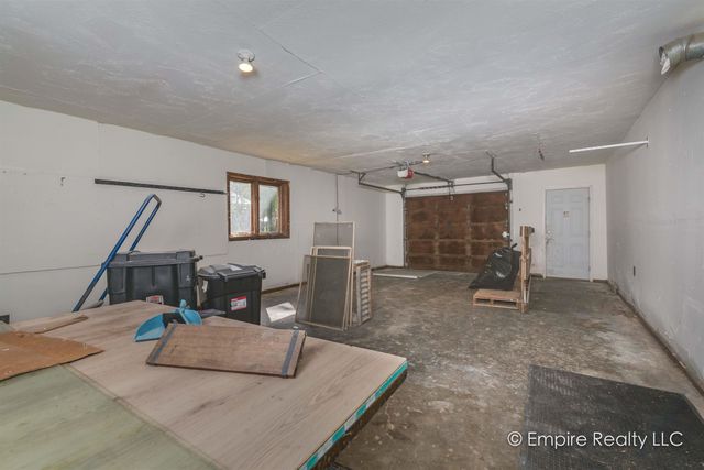 982 CLEAR STREET, North Pole, AK 99705