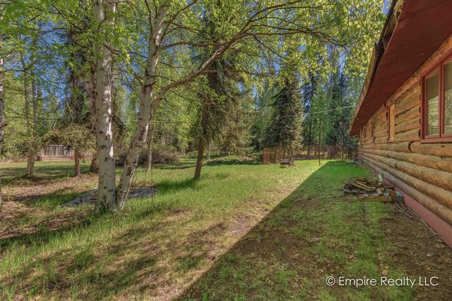 982 CLEAR STREET, North Pole, AK 99705