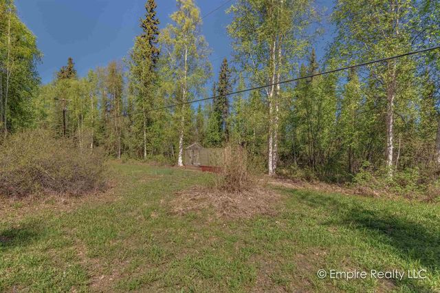 982 CLEAR STREET, North Pole, AK 99705