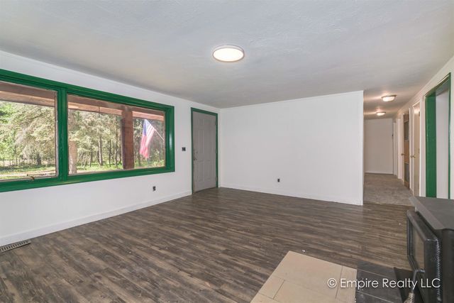 982 CLEAR STREET, North Pole, AK 99705