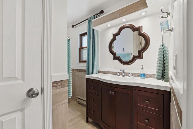 155 GLENDALE LANE, Nekoosa, WI 54457