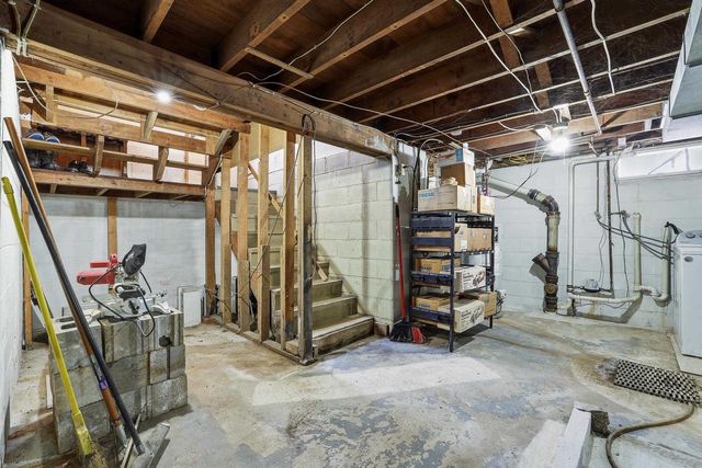 155 GLENDALE LANE, Nekoosa, WI 54457