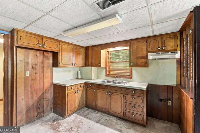 3020 Laura Lane, Lithia Springs, GA 30122