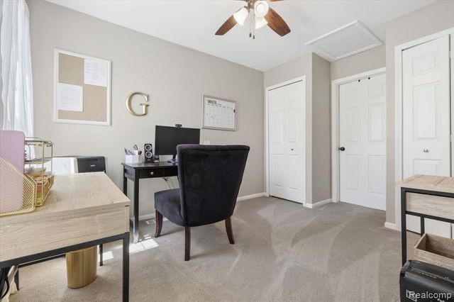 4472 Hunters Circle, Canton, MI 48188